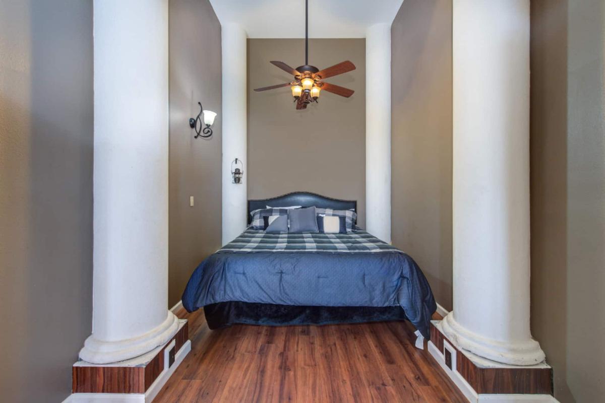 Gatlinburg Movie Mansion | Photo 11