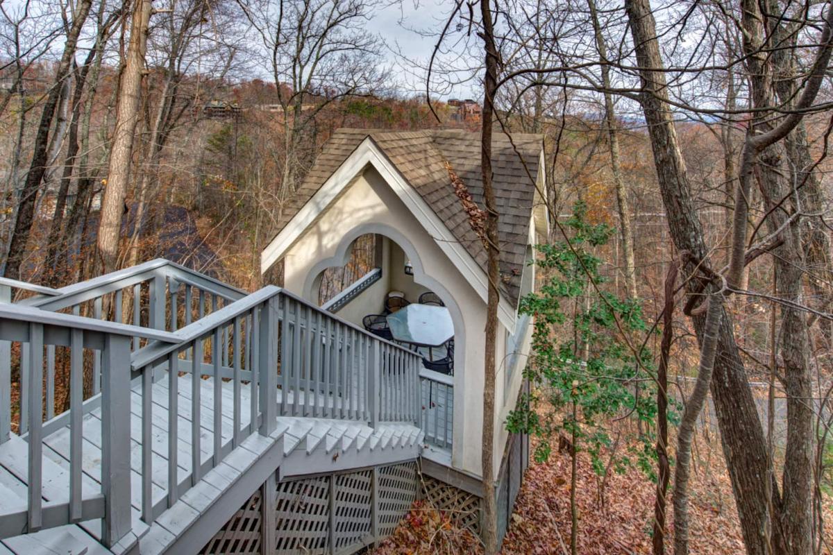 Gatlinburg Movie Mansion | Photo 28