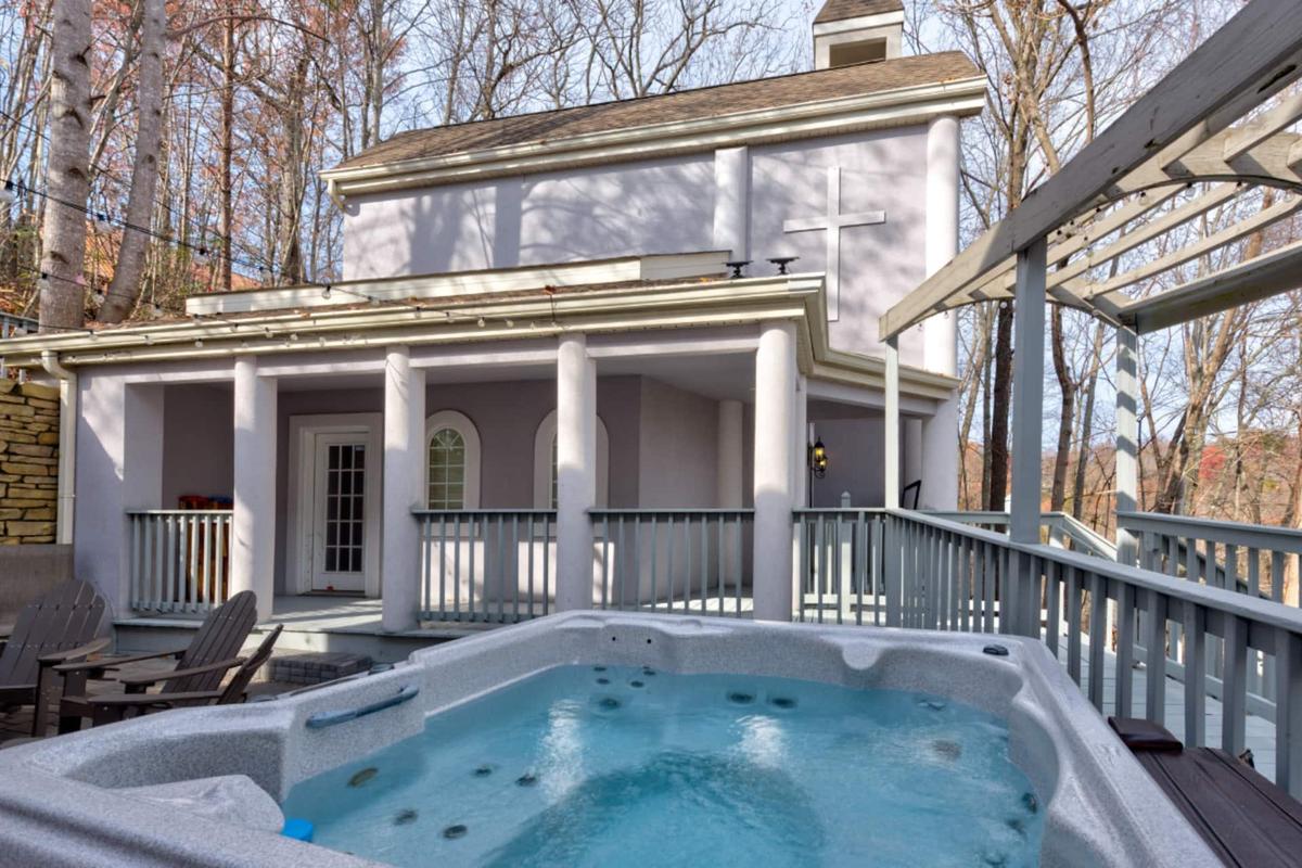 Gatlinburg Movie Mansion | Photo 34