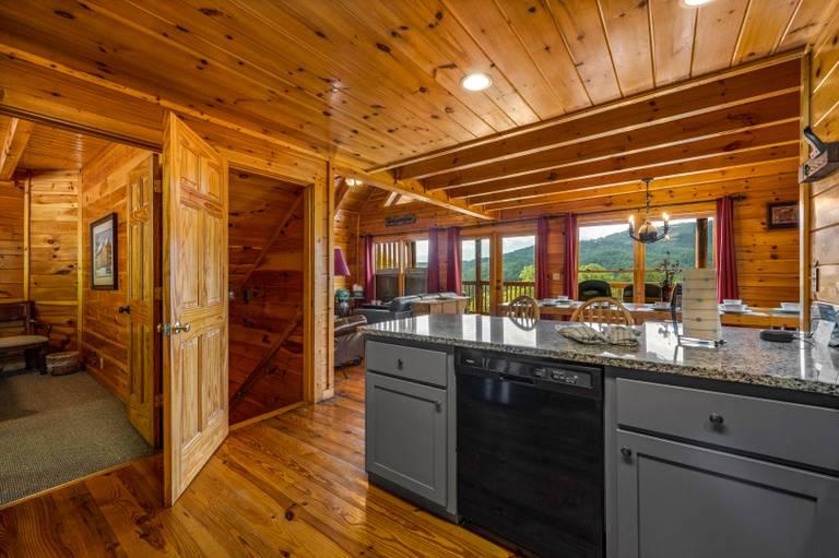 Amazing Rocky Top Views | Photo 12