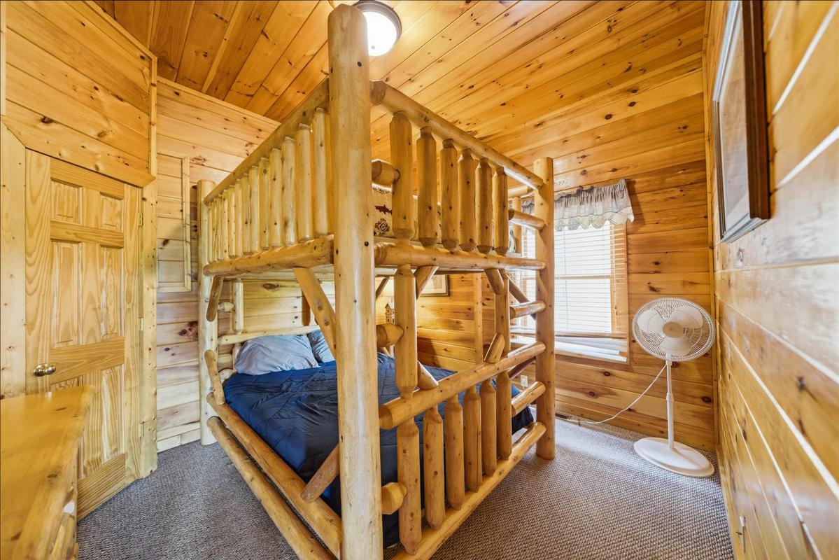 Amazing Rocky Top Views | Photo 32