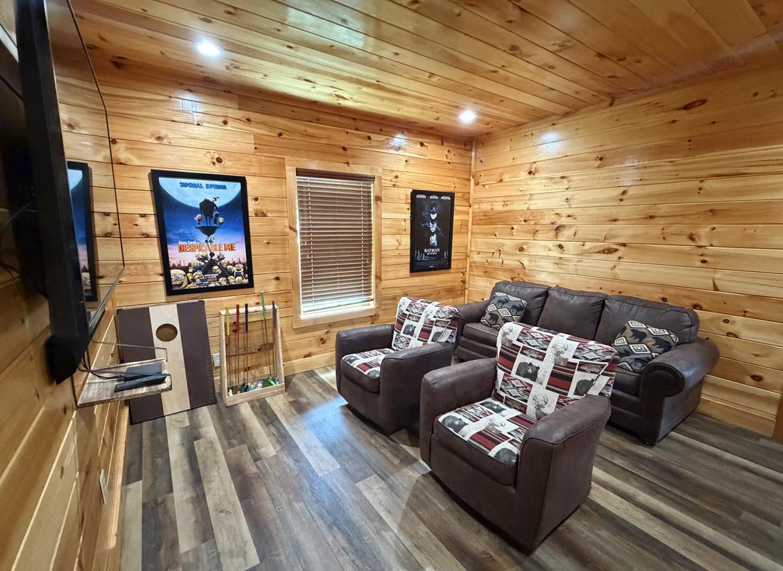 Dolly Bear Pool Cabin | Photo 36