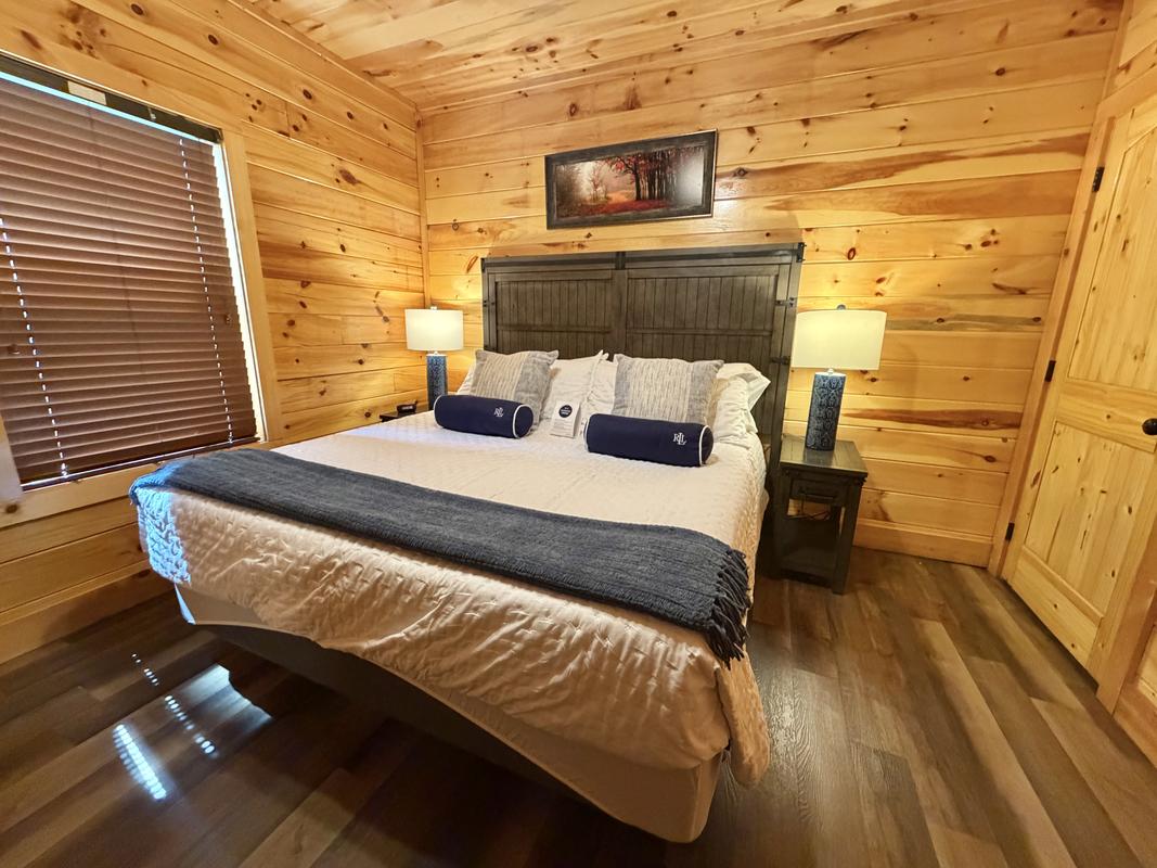 Dolly Bear Pool Cabin | Photo 24