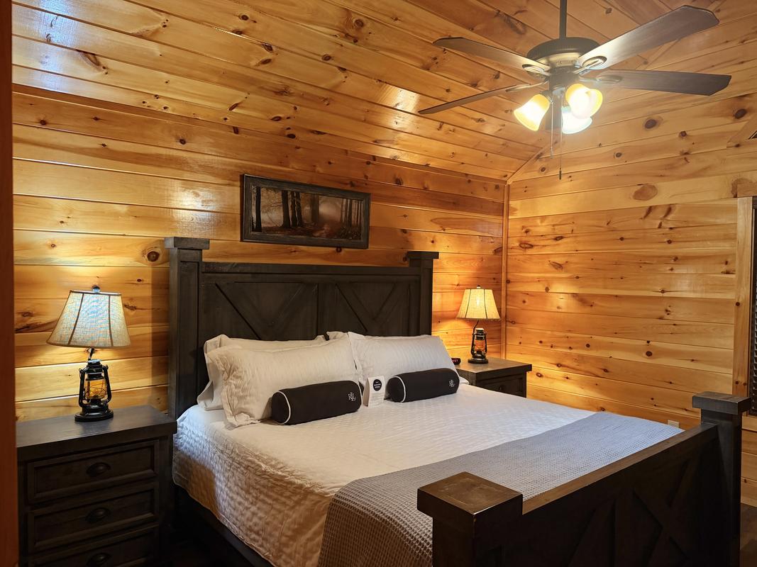 Dolly Bear Pool Cabin | Photo 21