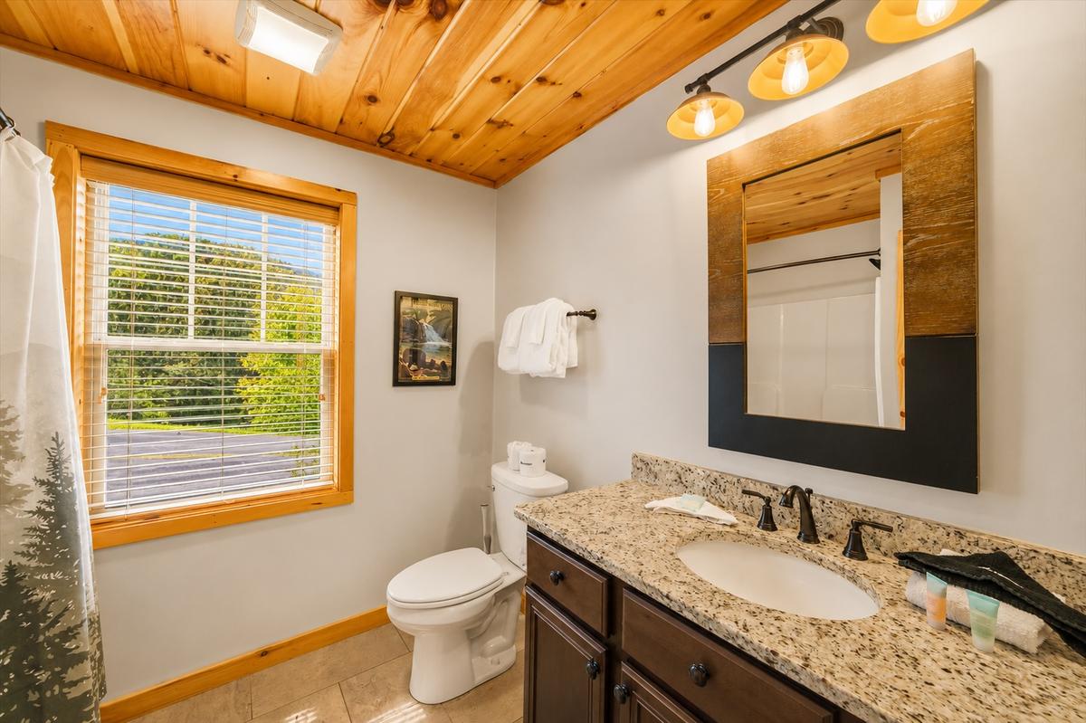 Red Oak Hideaway | Photo 13