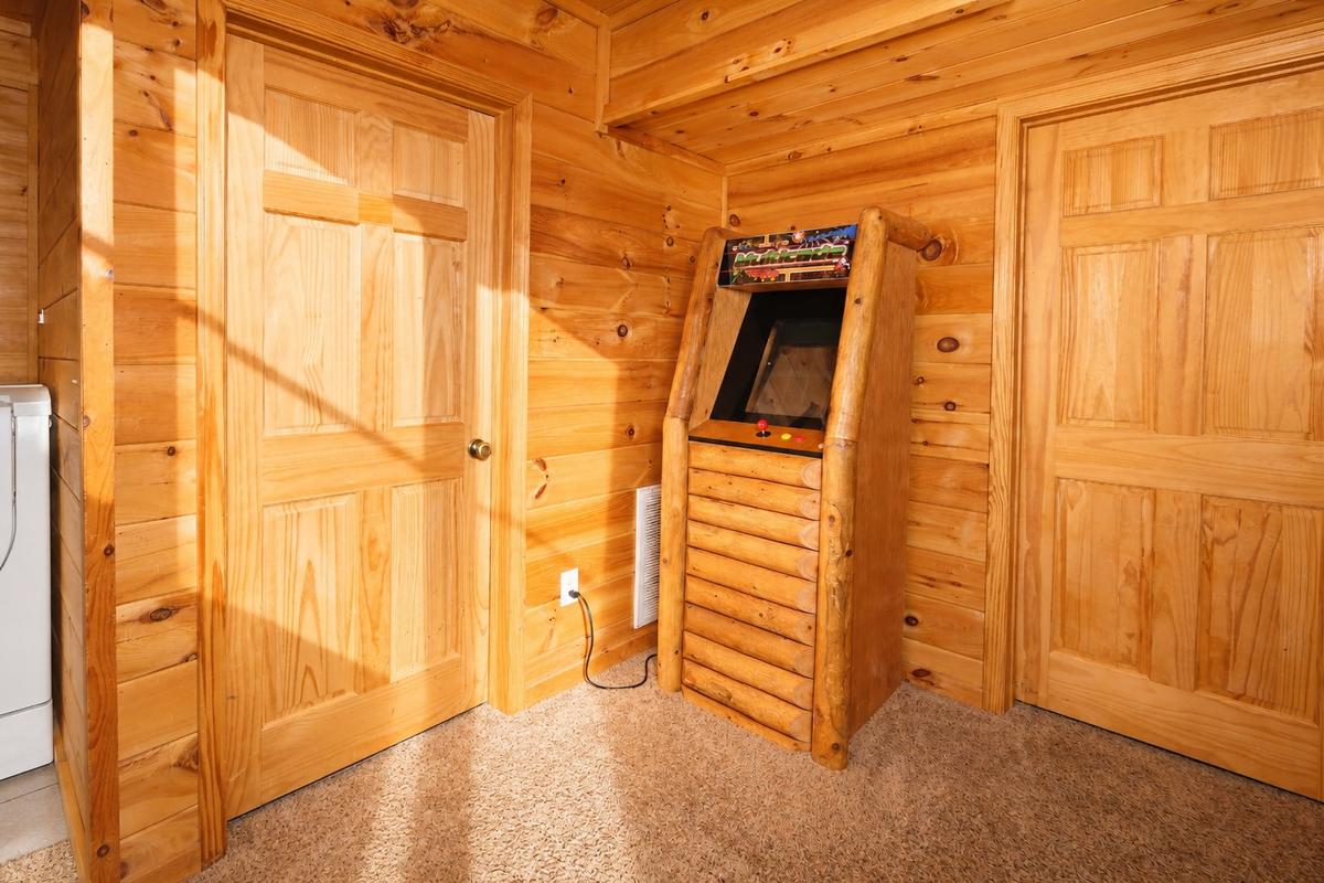 Deer Lodge | Photo 15