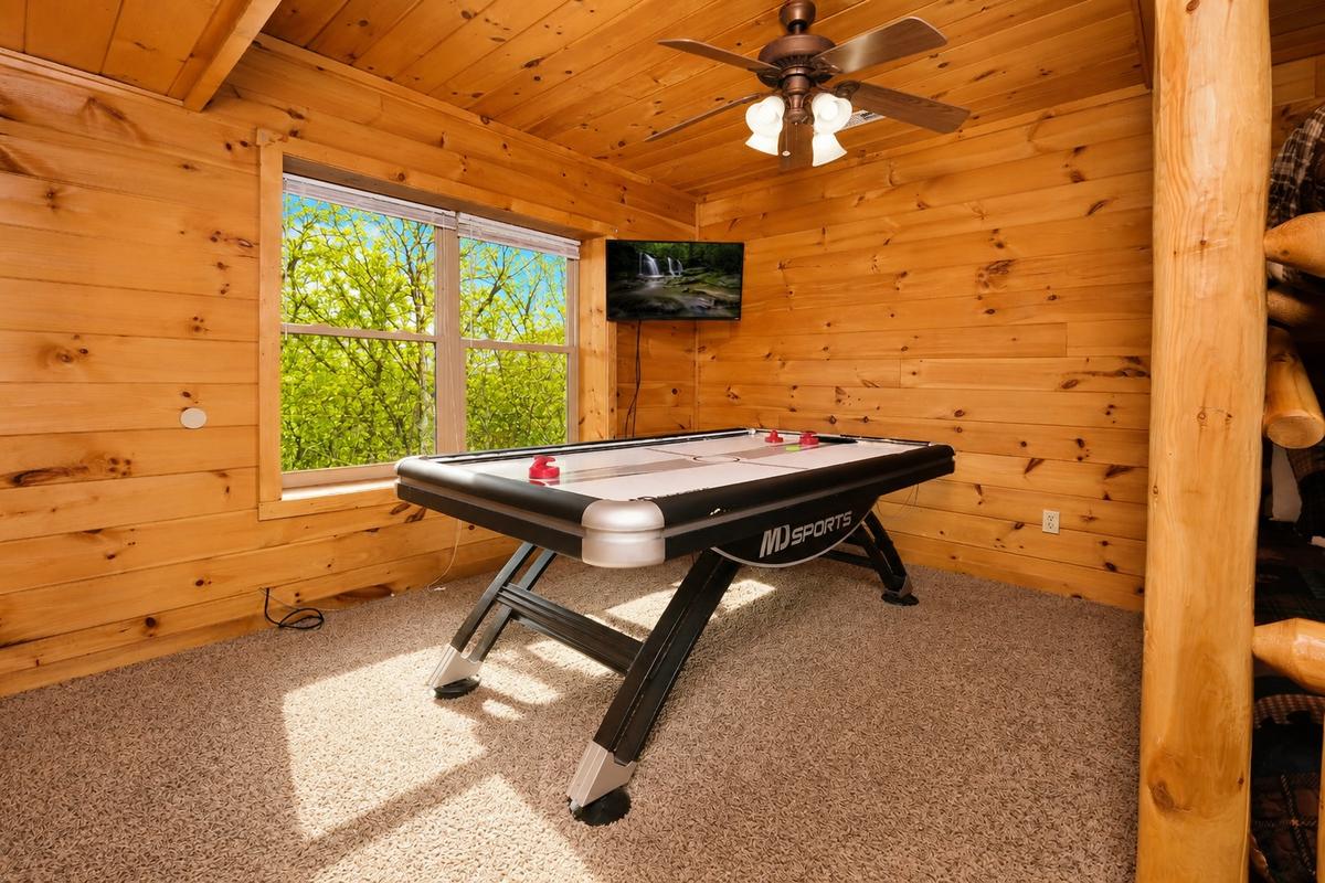 Deer Lodge | Photo 14