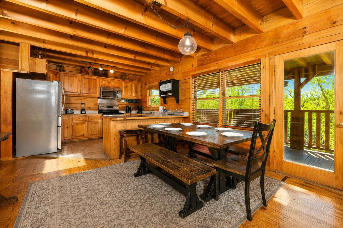 Deer Lodge | Photo 10