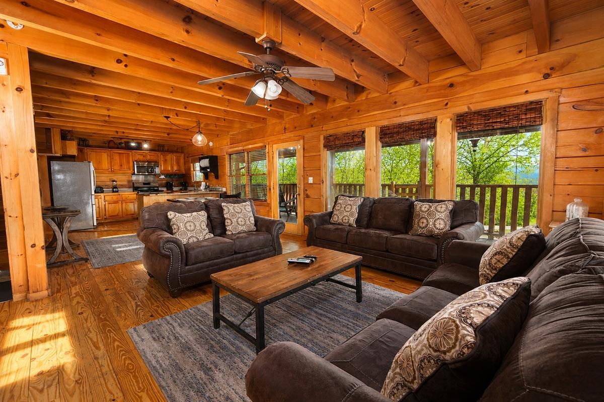 Deer Lodge | Photo 7