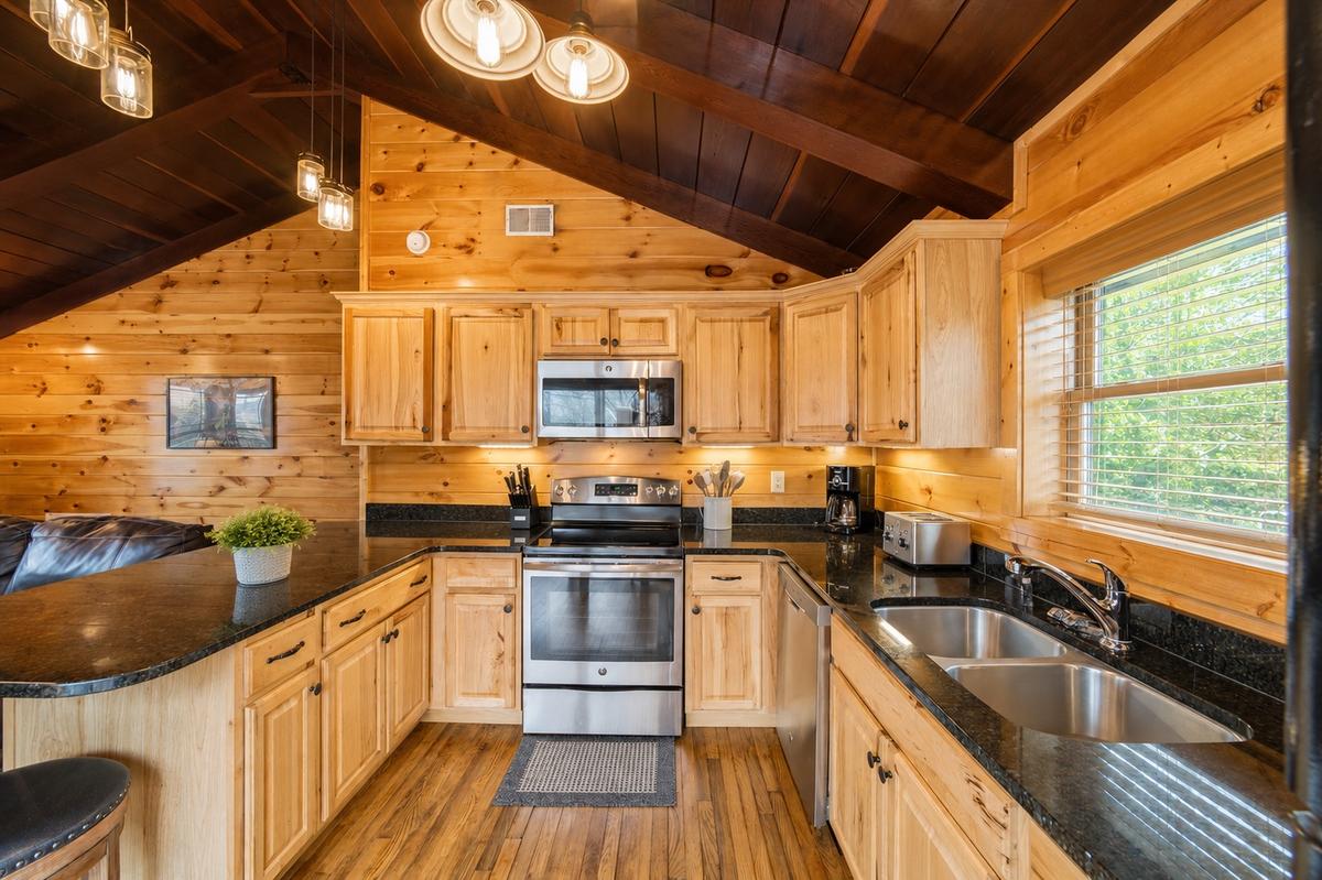 Honey Bee Hideaway | Photo 9