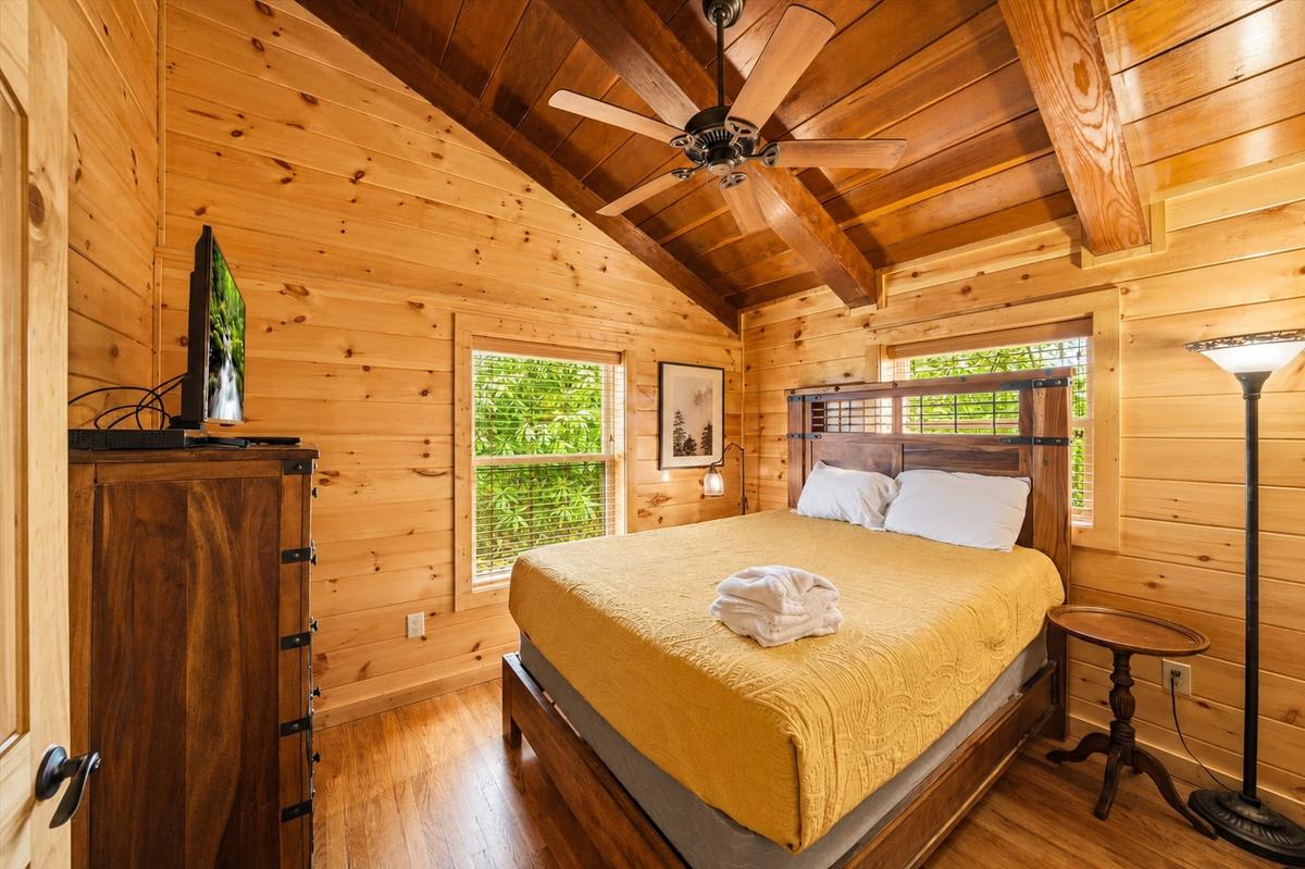 Honey Bee Hideaway | Photo 10
