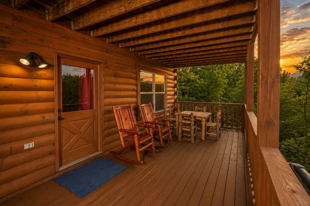 Luxury Theatre Cabin | Photo 39