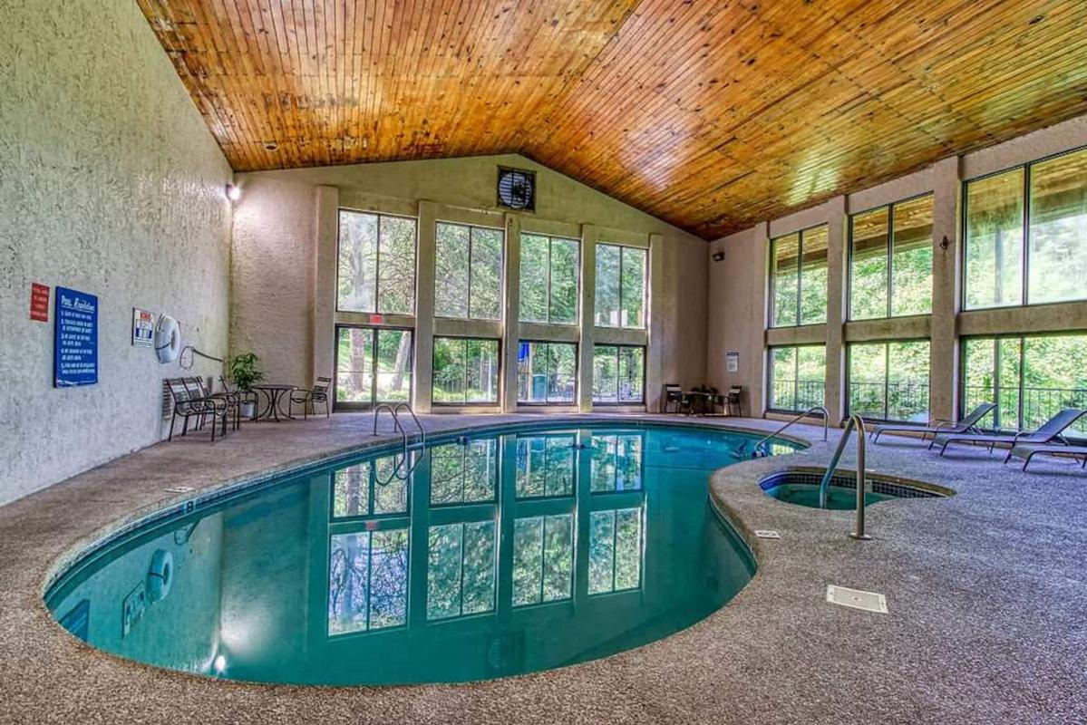 Treetop Bungalow