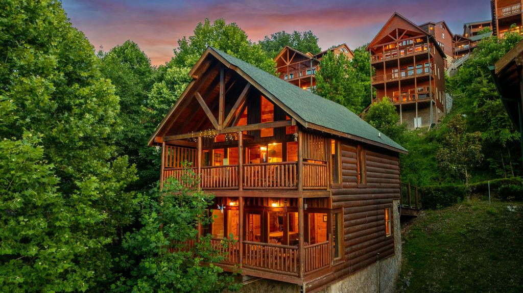 Cubby Bear Cabin