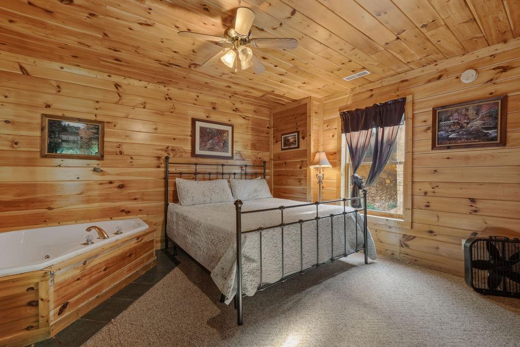 Cubby Bear Cabin