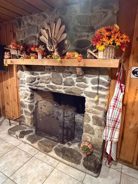 Huckleberry Inn