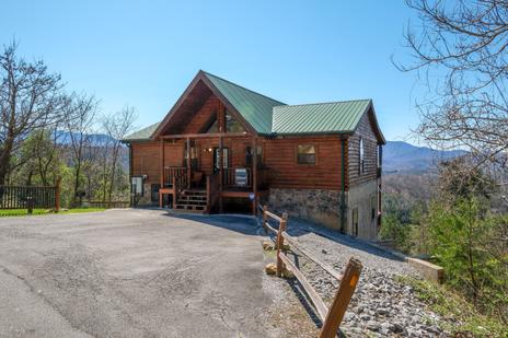 Peaceful View Cabin