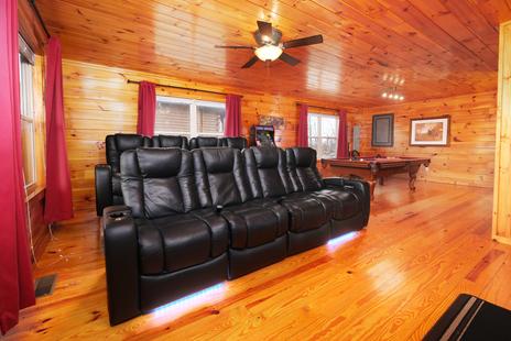 Luxury Theatre Cabin
