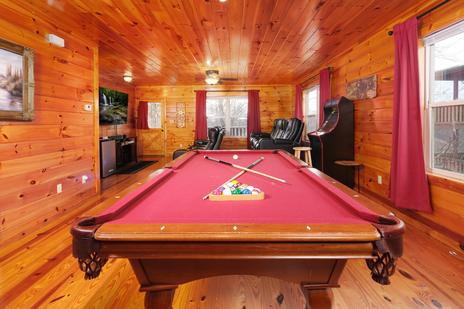 Luxury Theatre Cabin