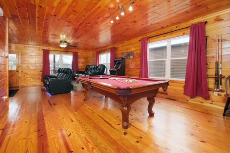 Luxury Theatre Cabin