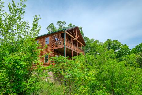 Smokey's Hideaway 