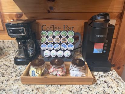 Dolly Bear Pool Cabin