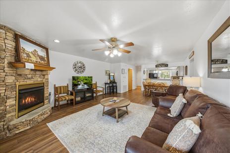 Cole's Condo