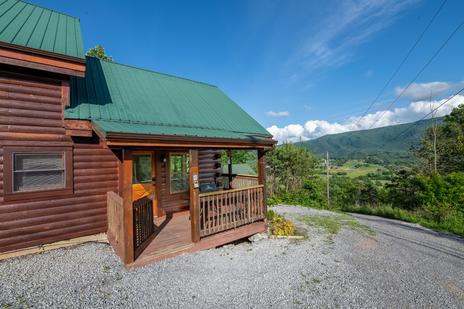 Misty Mountain Treehouse